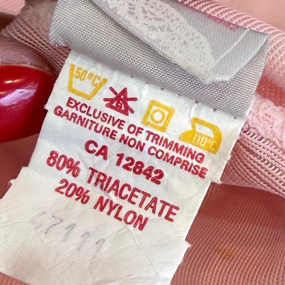 Vintage 80s Pink satin cropped tank top with lace details - Picture 4 of 4